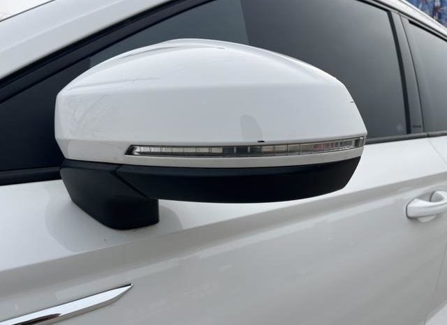 
								Volkswagen Tharu, 2021 full									