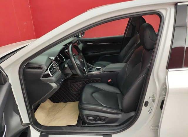 
								Toyota Camry, 2020 full									