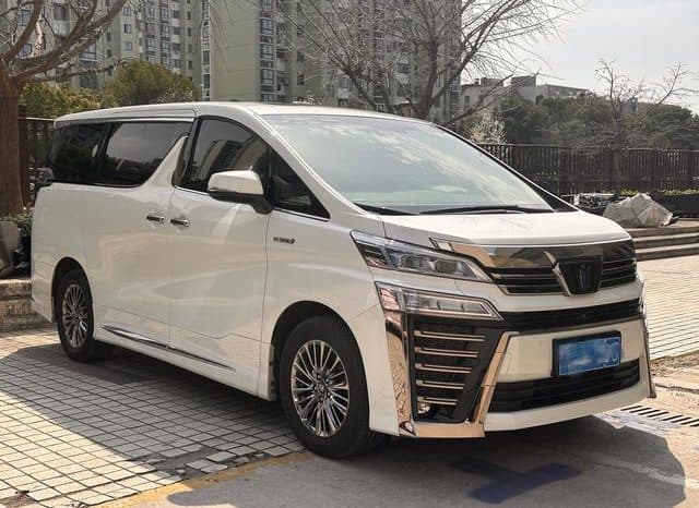 
								Toyota Vellfire, 2021 full									