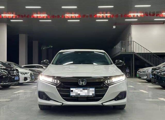 
								Honda Accord, 2022 full									