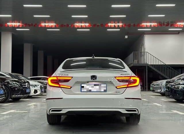 
								Honda Accord, 2022 full									