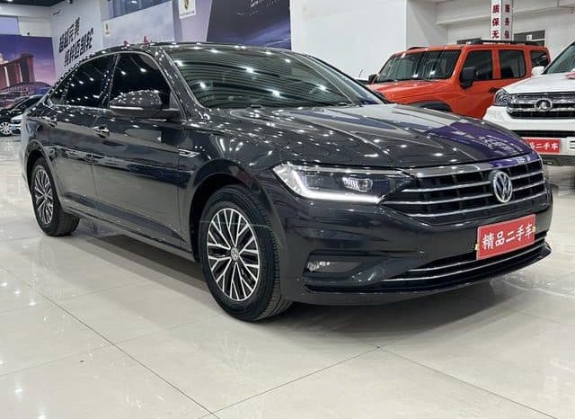 
								Volkswagen Jetta, 2021 full									