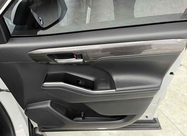 
								Toyota Highlander (III), 2022 full									