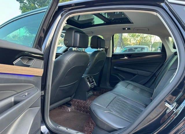
								Volkswagen Passat, 2020 full									