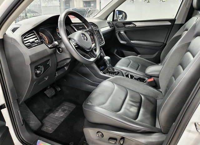 
								Volkswagen Tiguan L, 2020 full									