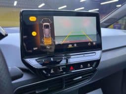 
										Volkswagen ID.3, 2023 full									
