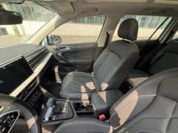 
										Volkswagen Tiguan L, 2023 full									