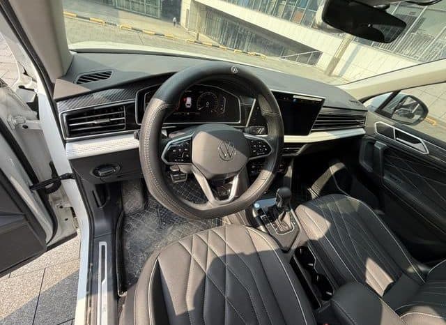 
								Volkswagen Tiguan L, 2023 full									