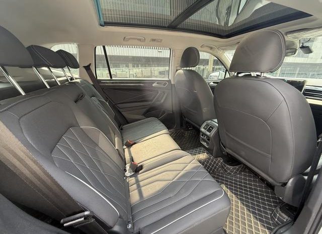 
								Volkswagen Tiguan L, 2023 full									