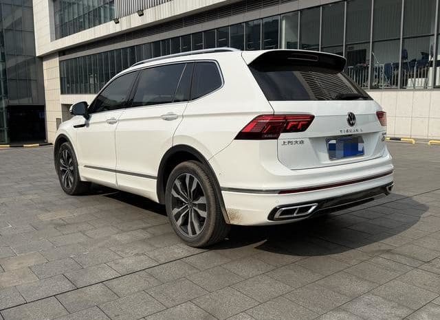 
								Volkswagen Tiguan L, 2023 full									