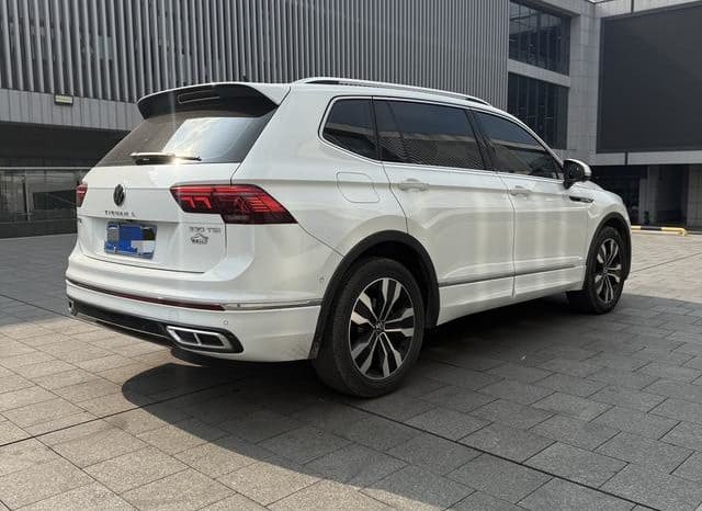
								Volkswagen Tiguan L, 2023 full									