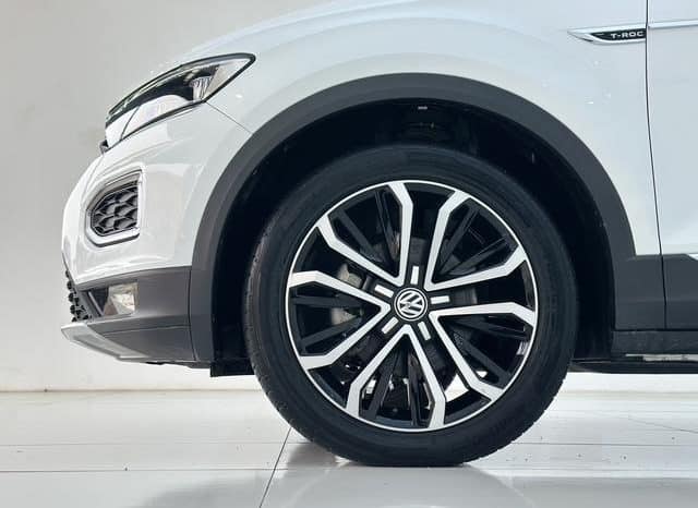 
								Volkswagen T-Roc, 2020 full									