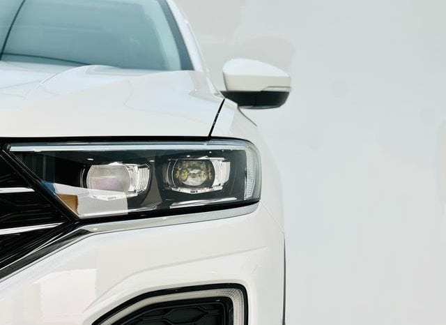 
								Volkswagen T-Roc, 2020 full									