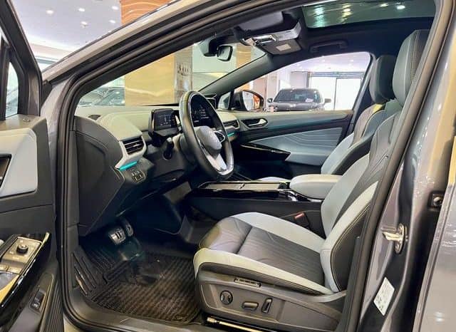 
								Volkswagen ID.4 X, 2023 full									