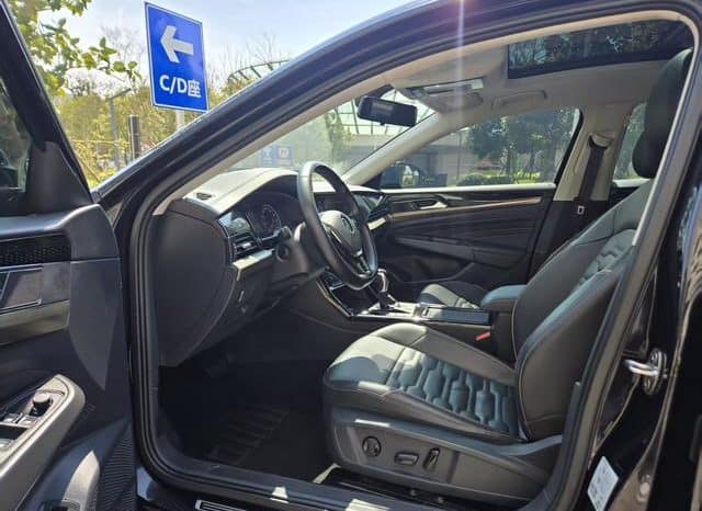 
								Volkswagen Passat, 2021 full									