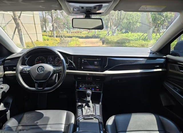 
								Volkswagen Passat, 2021 full									