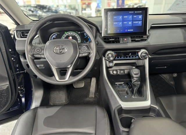 
								Toyota RAV4 (IV), 2023 full									