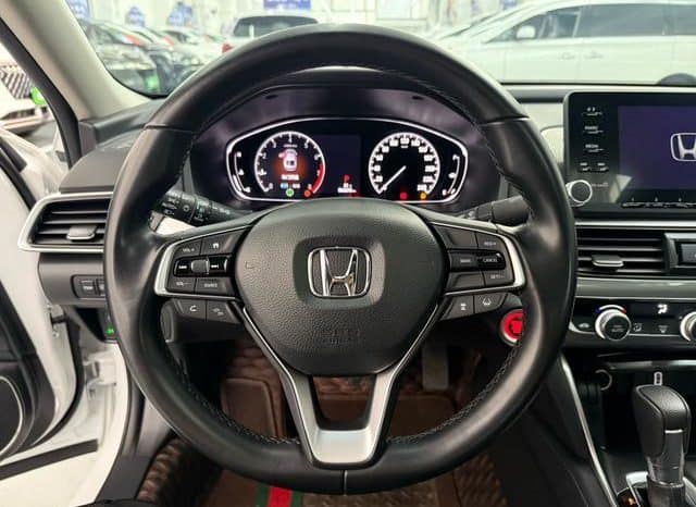 
								Honda Accord, 2021 full									