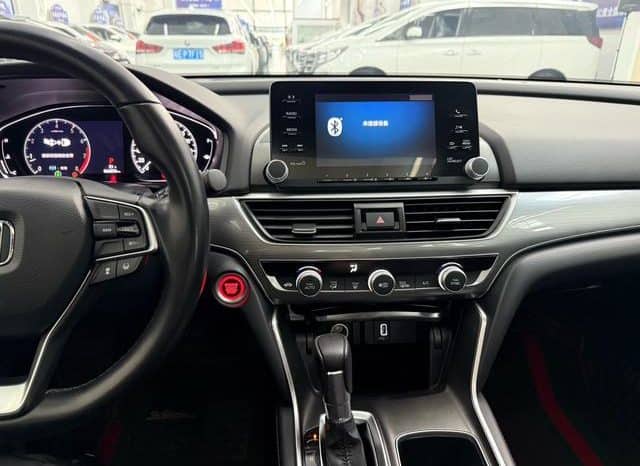 
								Honda Accord, 2021 full									