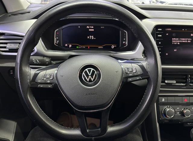 
								Volkswagen T-Cross, 2022 full									