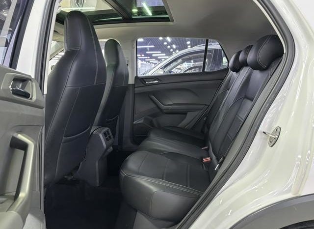 
								Volkswagen T-Cross, 2022 full									