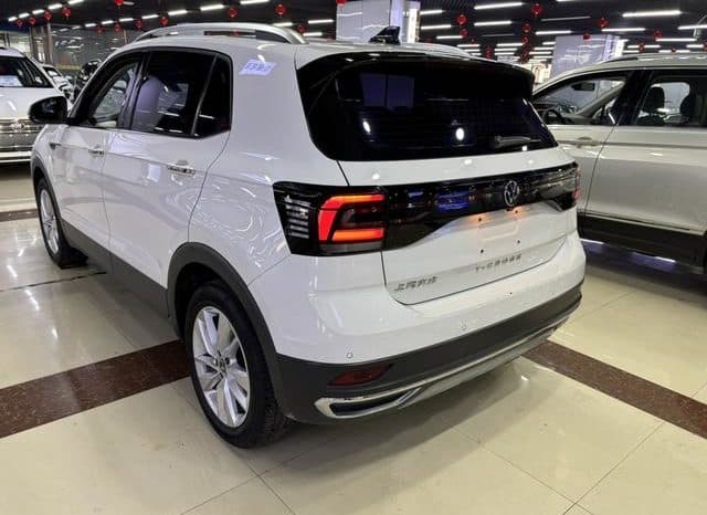 
								Volkswagen T-Cross, 2022 full									