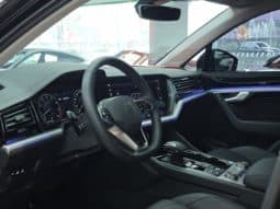 
										Volkswagen Touareg, 2023 full									