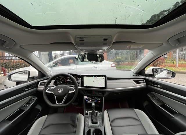 
								Volkswagen Bora, 2023 full									