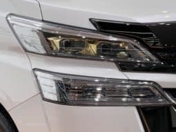 
										Toyota Vellfire, 2023 full									