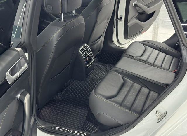 
								Volkswagen Passat CC, 2022 full									