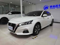 
										Nissan Altima (VI), 2021 full									