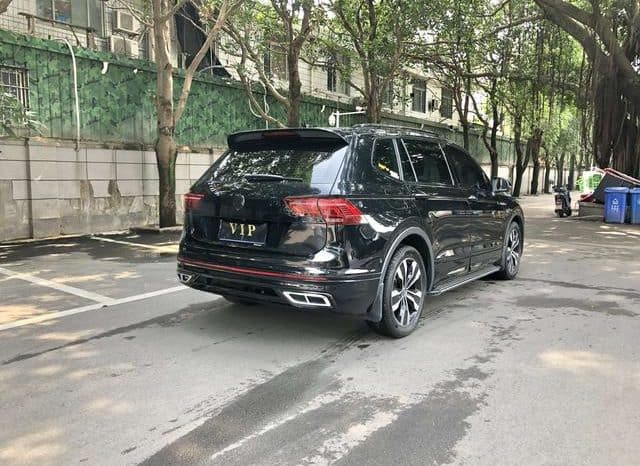 
								Volkswagen Tiguan L, 2022 full									