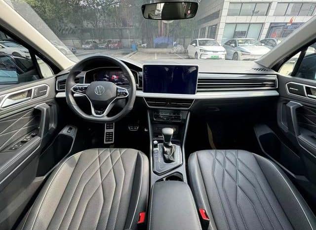
								Volkswagen Tiguan L, 2022 full									