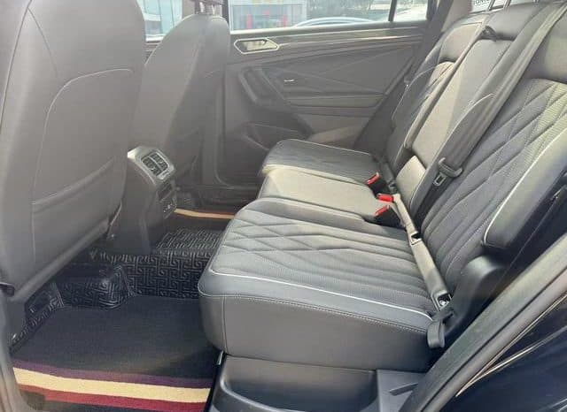 
								Volkswagen Tiguan L, 2022 full									