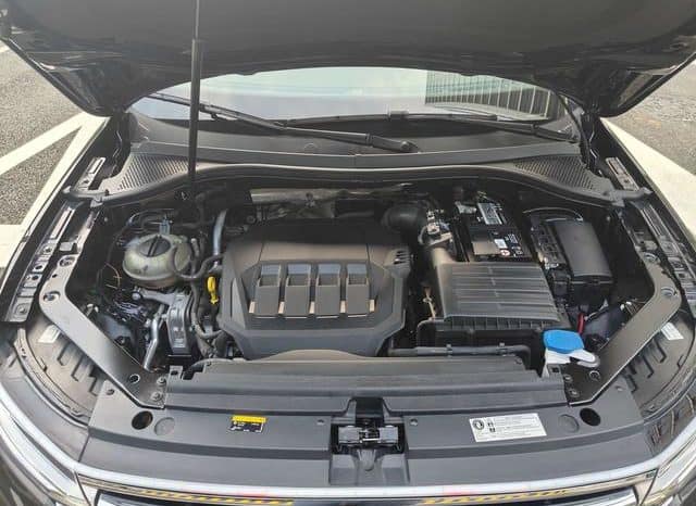 
								Volkswagen Tiguan L, 2022 full									