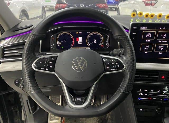 
								Volkswagen Tiguan L, 2023 full									