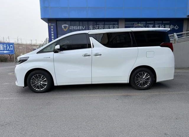 
								Toyota Vellfire (II), 2021 full									