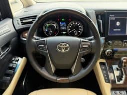
										Toyota Vellfire (II), 2021 full									