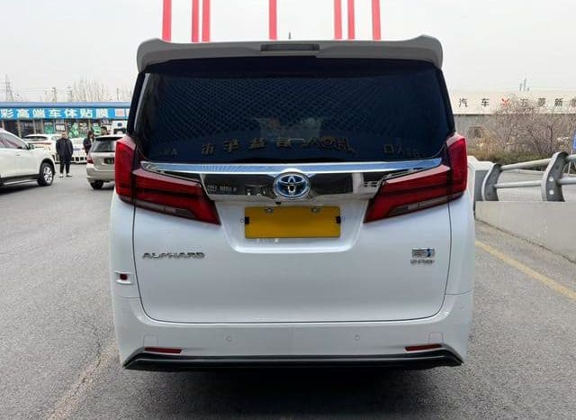 
								Toyota Vellfire (II), 2021 full									