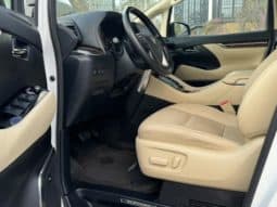
										Toyota Vellfire (II), 2022 full									