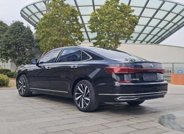 
								Volkswagen Passat, 2022 full									