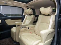 
										Toyota Vellfire (II), 2022 full									