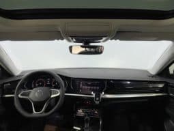 
										Volkswagen Passat, 2022 full									