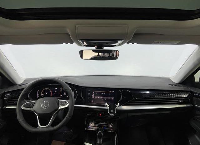 
								Volkswagen Passat, 2022 full									