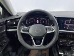 
										Volkswagen Passat, 2022 full									