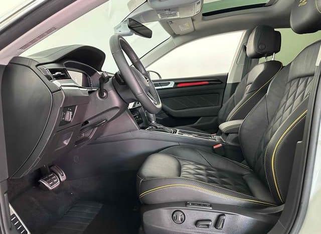 
								Volkswagen Passat CC, 2023 full									