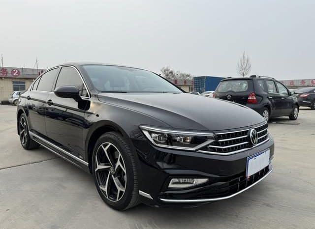 
								Volkswagen Magotan, 2022 full									