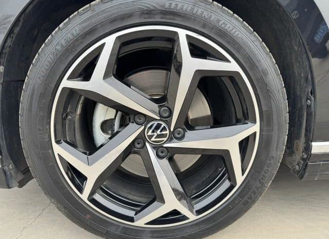 
								Volkswagen Magotan, 2022 full									