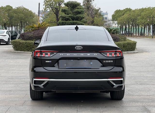 
								Ford Mondeo (V), 2022 full									