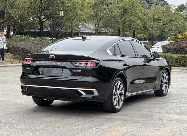 
								Ford Mondeo (V), 2022 full									